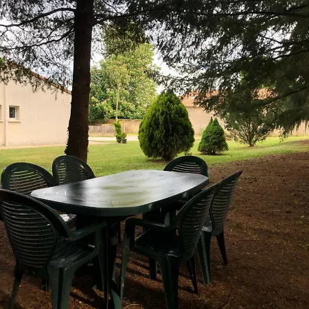 Dom wakacyjny “les Reflets De La Charente”