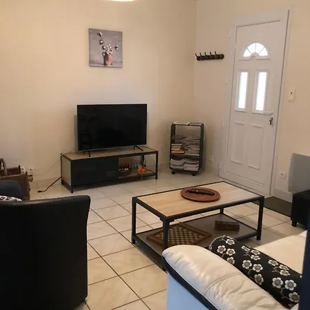 “les Reflets De La Charente” Condac