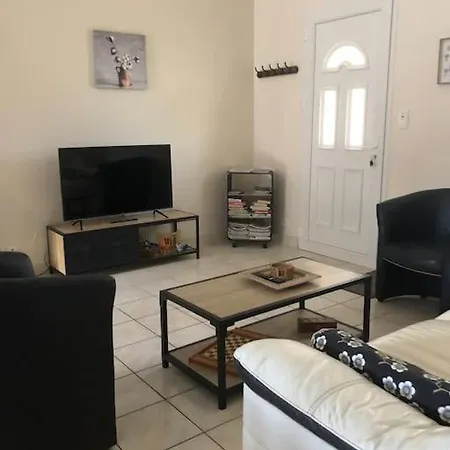 Dom wakacyjny “les Reflets De La Charente” Condac