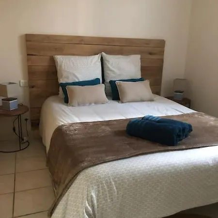 Dom wakacyjny “les Reflets De La Charente” *